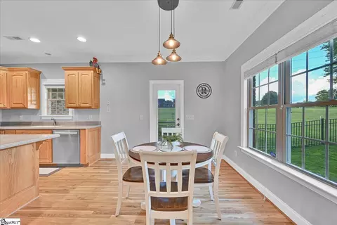 215 Killarney Way, Easley, SC 29642 photo 9