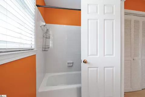 Bath - 310 Water Mill Rd, Greer, SC 29650 photo 4 of 6