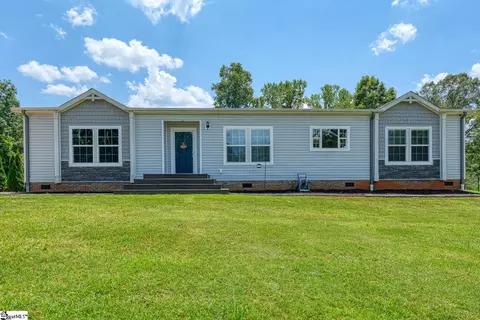 39 Gibson Rd, Greenville, SC 29617