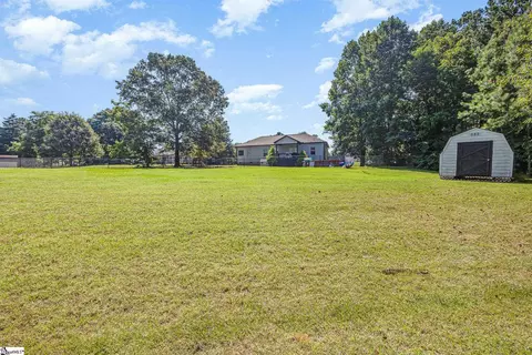 Exterior - 183 Eagle Ridge Dr, Chesnee, SC 29323 photo 7 of 8