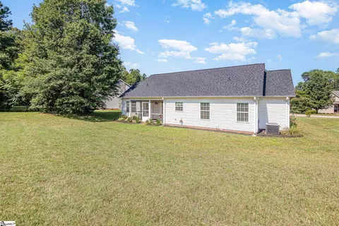 Exterior - 183 Eagle Ridge Dr, Chesnee, SC 29323 photo 4 of 8