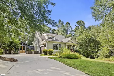 109 Shoals Rd, Greer, SC 29651