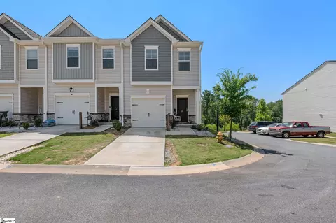 29 Apollo View Ln, Greenville, SC 29607