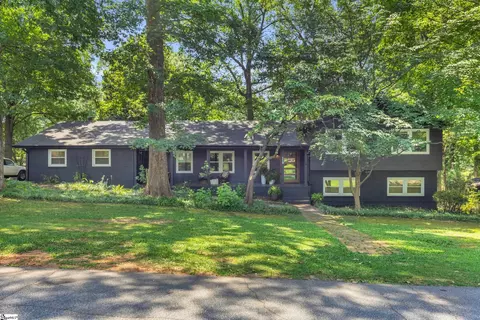 110 Stone Lake Dr, Greenville, SC 29609