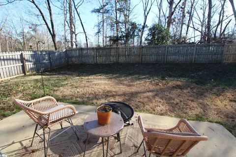 Exterior - 811 Markham Cir, Moore, SC 29369 photo 4 of 7