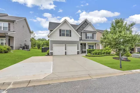 43 Grand River Ln, Simpsonville, SC 29681
