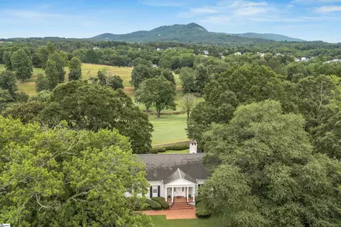 110 E Round Hill Rd, Greenville, SC 29617