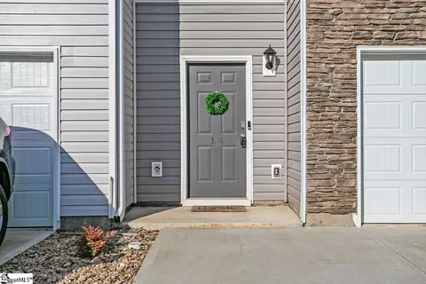 14 Sunriff Ct, Greer, SC 29651 photo 2