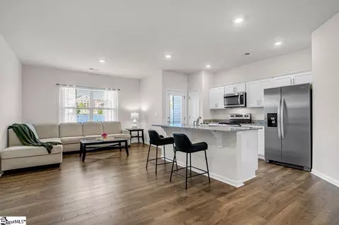 14 Sunriff Ct, Greer, SC 29651 photo 4