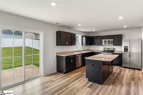 Kitchen - 418 Edenvale Dr, Greer, SC 29651 photo 3 of 3