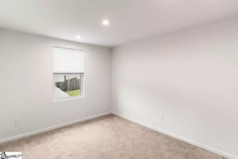 Bedroom - 418 Edenvale Dr, Greer, SC 29651 photo 4 of 8