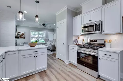 Kitchen - 110 Brown St, Greer, SC 29650 photo 2 of 5