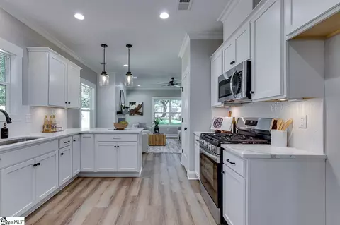 Entry Way - 110 Brown St, Greer, SC 29650 photo 1 of 1