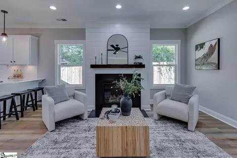 Living - 110 Brown St, Greer, SC 29650 photo 2 of 3