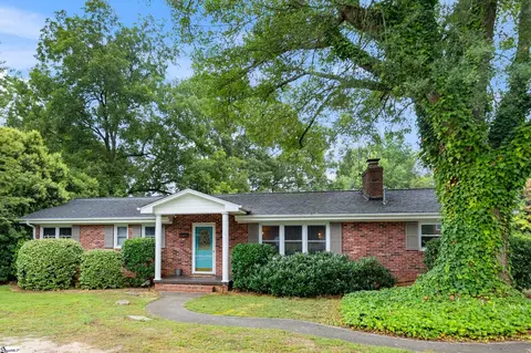 112 Scarsdale St, Simpsonville, SC 29681