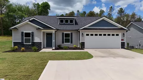 1306 Fairview Rd, Gaffney, SC 29341