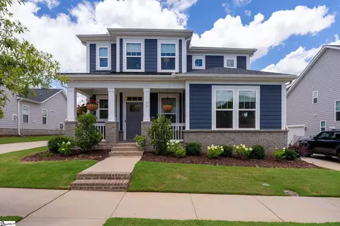 33 Elmsley Rd, Greenville, SC 29607