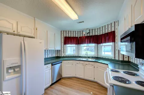 108 Baldwin Pl, Easley, SC 29642 photo 14