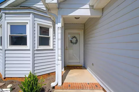 108 Baldwin Pl, Easley, SC 29642 photo 2