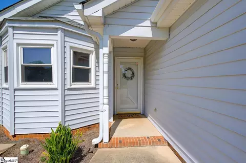 108 Baldwin Pl, Easley, SC 29642 photo 3