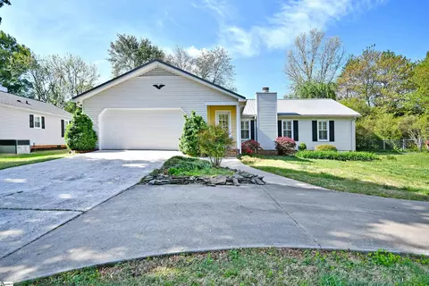 513 Hedgewood Ter, Greer, SC 29650 photo 2