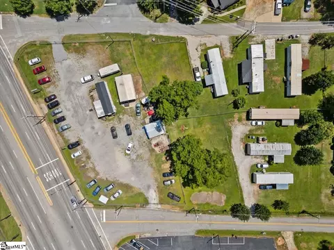 109 Bainbridge Dr, Greenville, SC 29611