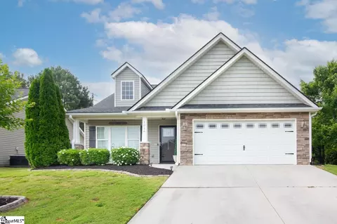1016 Whirlaway Cir, Anderson, SC 29621