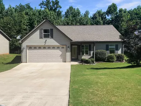 669 Chastine Dr, Spartanburg, SC 29301