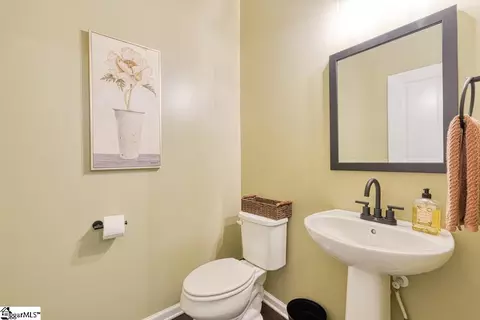 654 Windward Ln, Duncan, SC 29334 photo 6