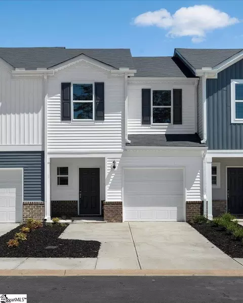 310 Hampton George Ct, Greer, SC 29651
