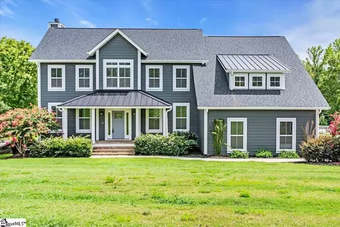 112 Nokota Dr, Pelzer, SC 29669