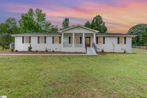 200 Bedford Rd, Easley, SC 29642