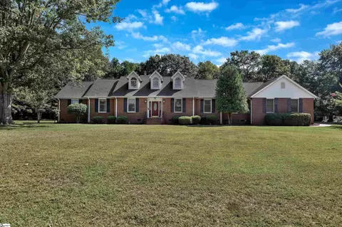1000 Meadow Ln, Anderson, SC 29621