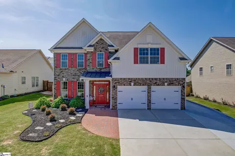 159 Willowbottom Dr, Greer, SC 29651