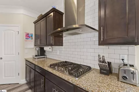 Kitchen - 159 Willowbottom Dr, Greer, SC 29651 photo 3 of 4