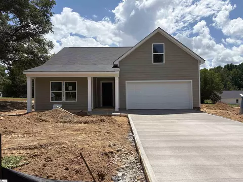 630 Hellams St, Fountain Inn, SC 29644