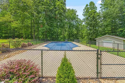 Exterior - 223 E Powers Dr, Easley, SC 29640 photo 5 of 11