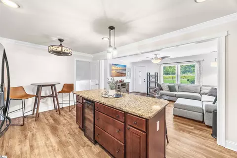 Kitchen - 223 E Powers Dr, Easley, SC 29640 photo 4 of 4