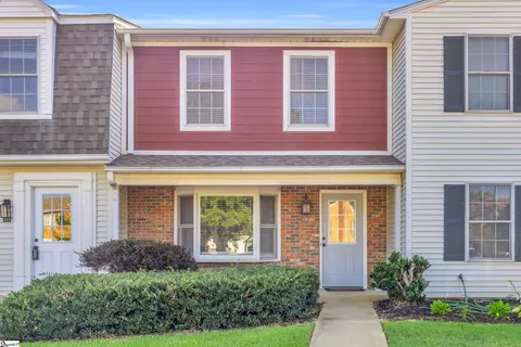 121 Shady Tree Dr, Taylors, SC 29687