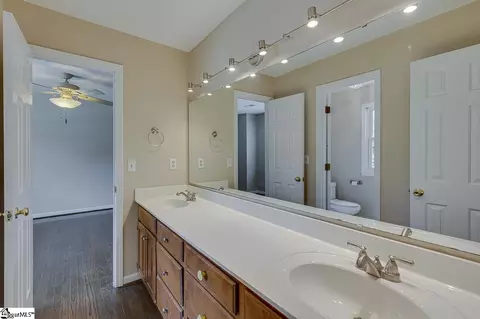 704 E Silverleaf St, Greer, SC 29650 photo 32