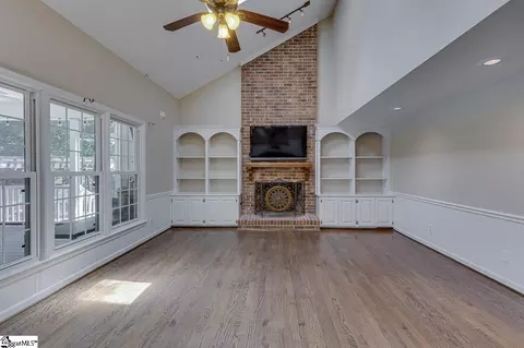 704 E Silverleaf St, Greer, SC 29650 photo 23