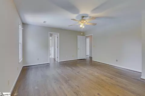 704 E Silverleaf St, Greer, SC 29650 photo 37