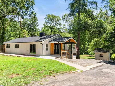 616 Overhill Cir, Spartanburg, SC 29303