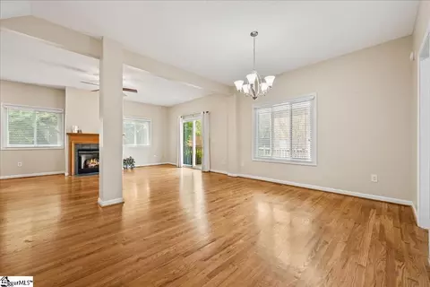 Living - 108 Commons Dr, Easley, SC 29642 photo 4 of 6