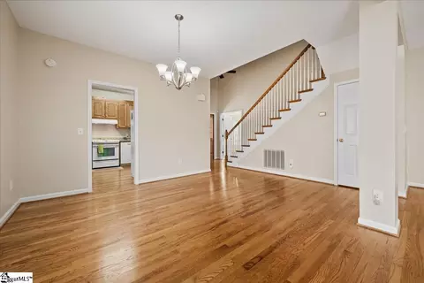 Living - 108 Commons Dr, Easley, SC 29642 photo 2 of 6