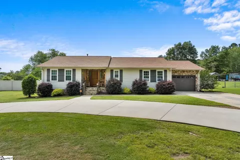 1521 Old Williamston Rd, Piedmont, SC 29673