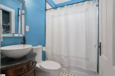 209 E Fairview Ave, Greer, SC 29651 photo 14