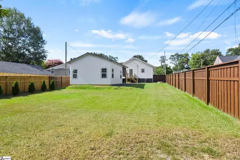 209 E Fairview Ave, Greer, SC 29651 photo 22