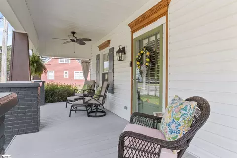 209 E Fairview Ave, Greer, SC 29651 photo 3