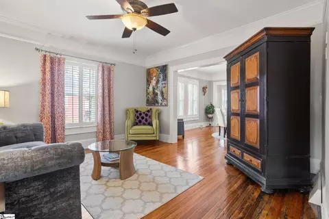 209 E Fairview Ave, Greer, SC 29651 photo 5